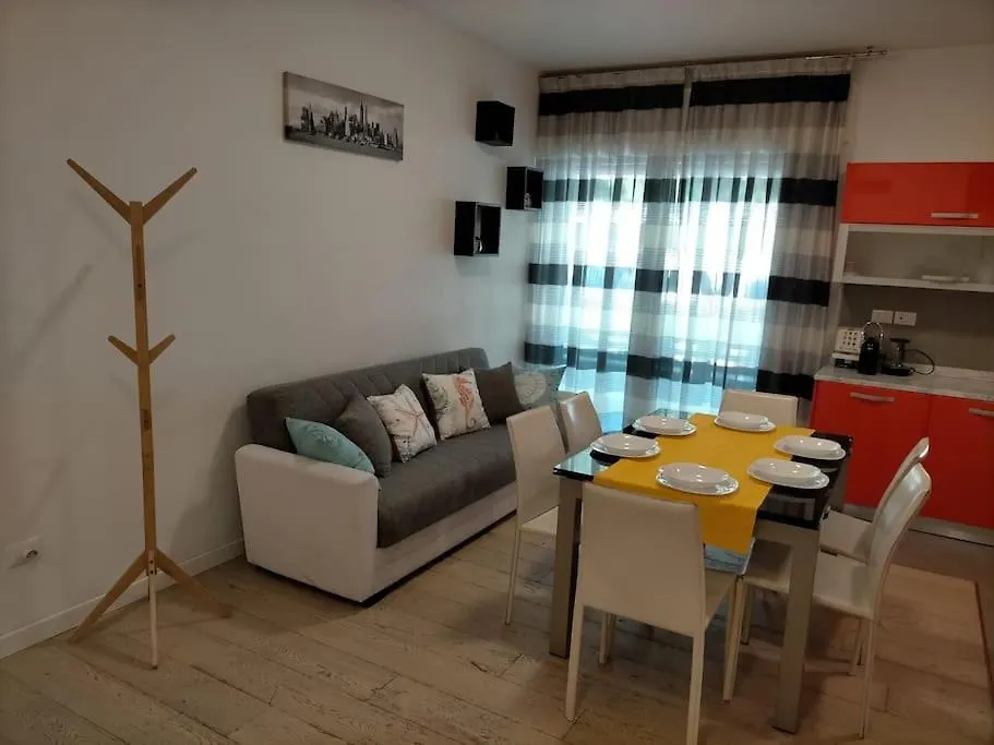 Jesolo Beach Apartment