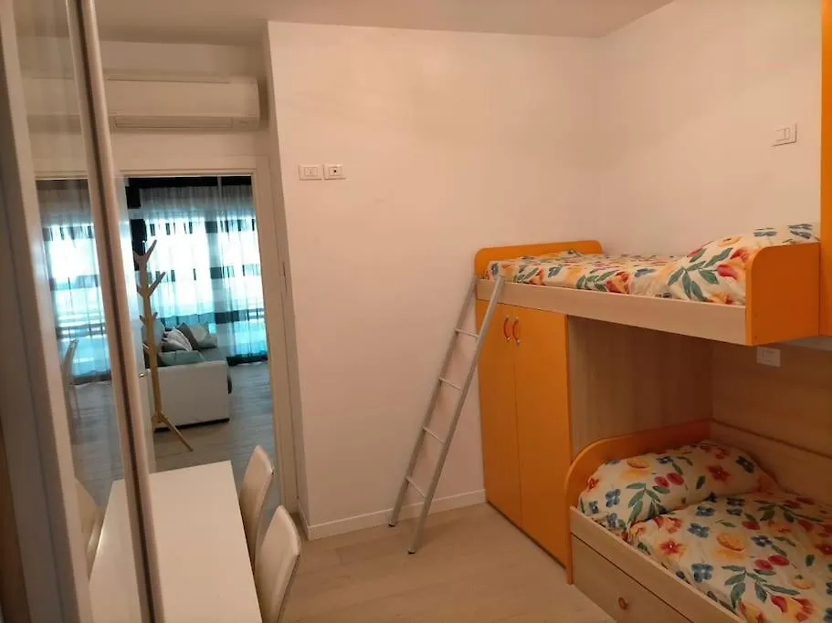 Jesolo Beach Apartment  リド・ディ・イエゾロ