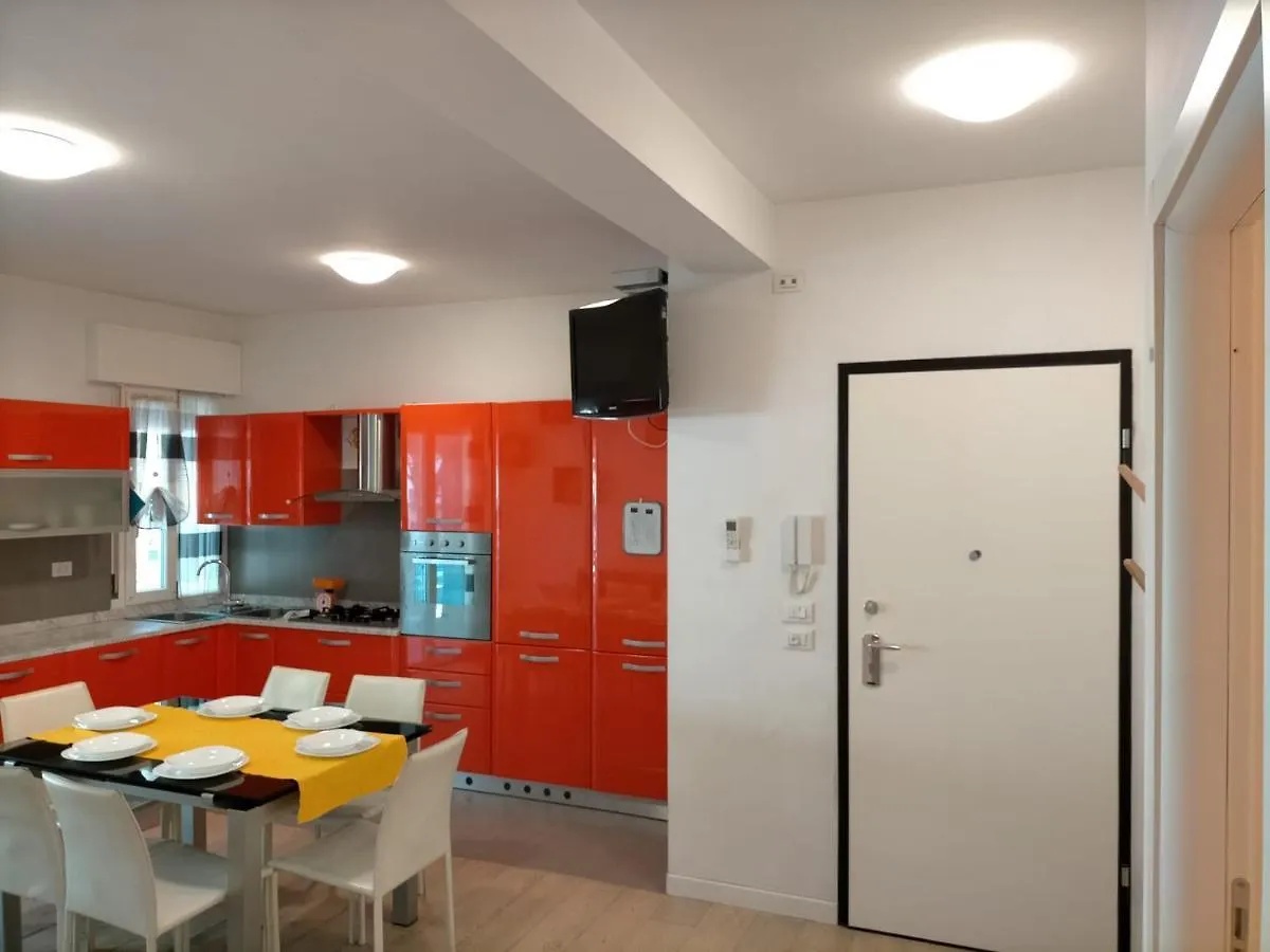 Jesolo Beach Apartment イタリア